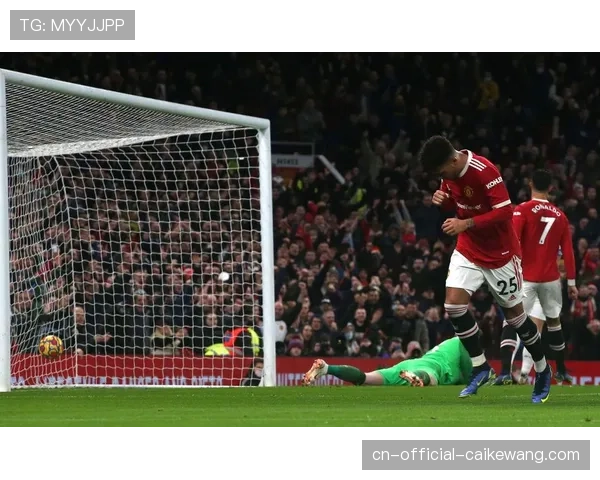 上海人人能持球哲学 进攻端多点开花让防守布置无从下手